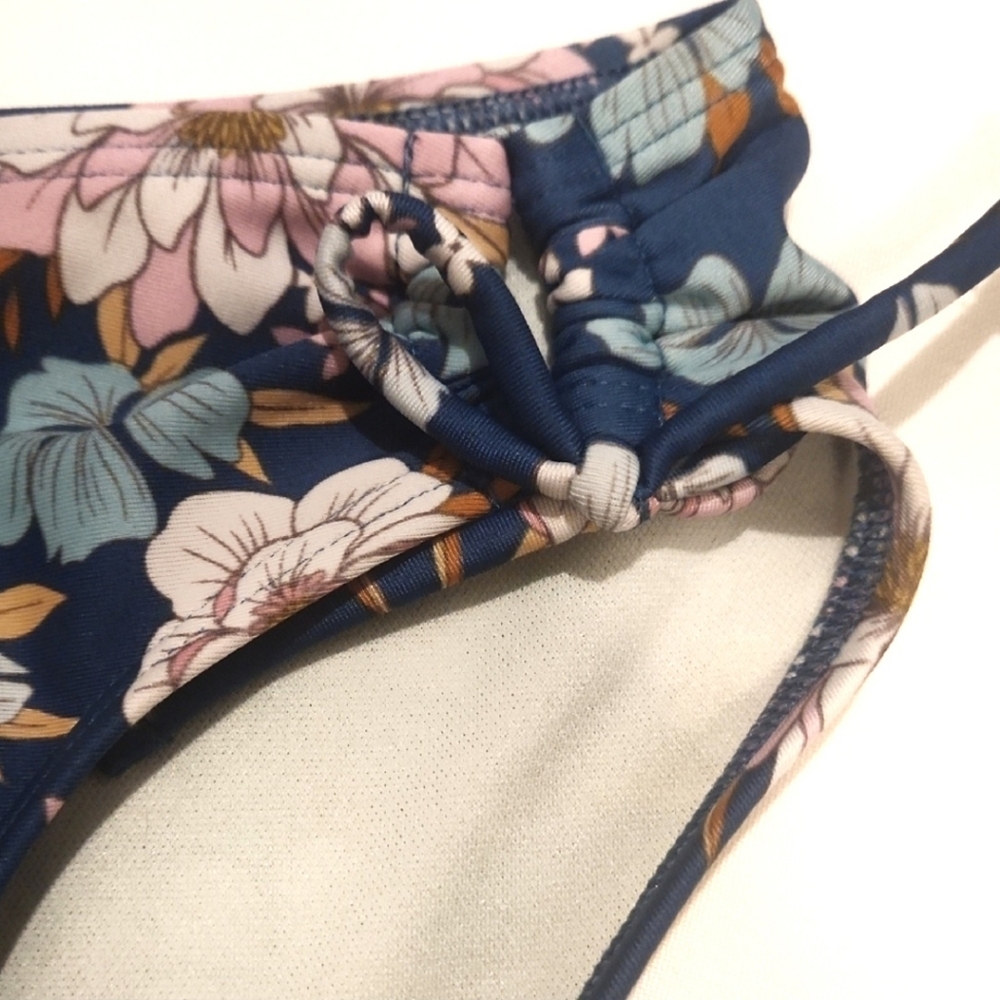 Art Class Bikini Set - Picture 5 of 15